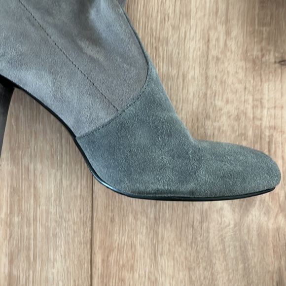 Highland gray over the knee suede gray boots - Picture 5 of 5